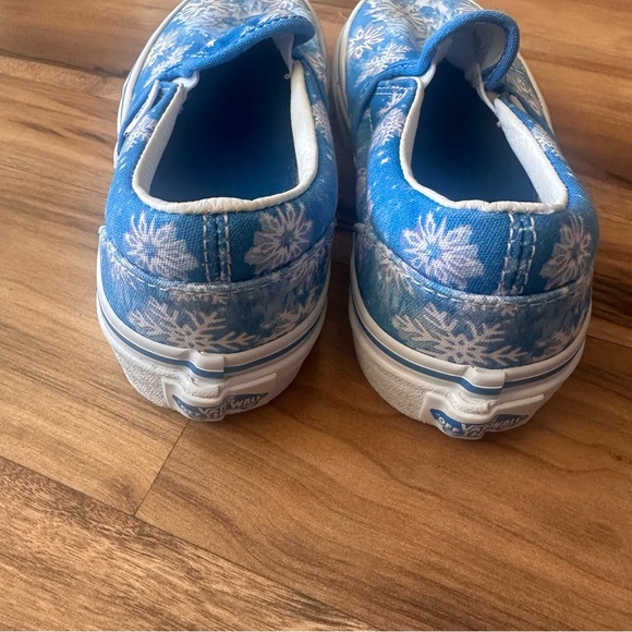 Vans Kids Blue Snowflake Slip-On Sneakers - Picture 4 of 6